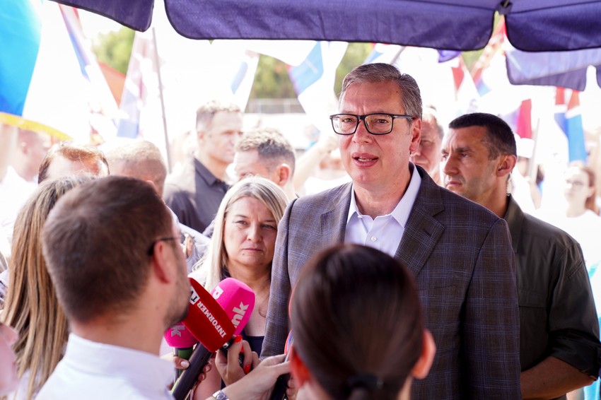 Aleksandar Vučić, Lapovo