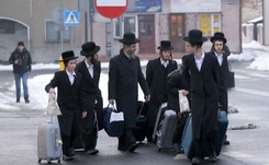 Ortodoksyjni Żydzi oddają cześć cadykowi z Lelowa. Zobacz ZDJĘCIA z pielgrzymki do Polski