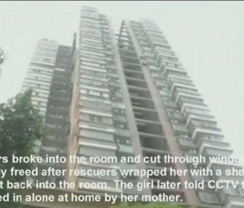 Zgrada na čijem se 24. spratu devojčica zaglavila