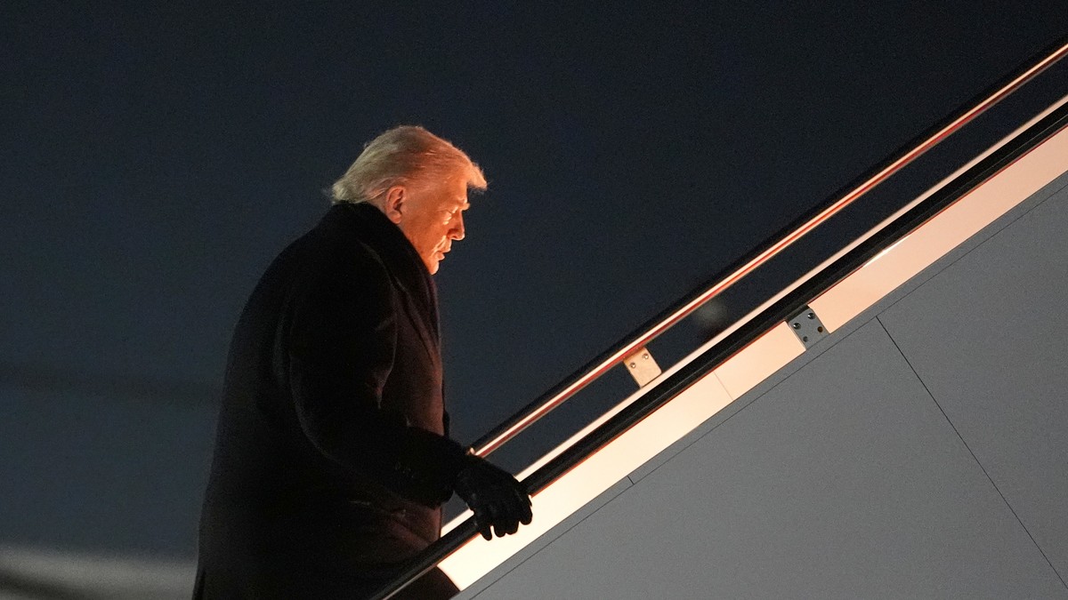 Tramp na putu za Davos