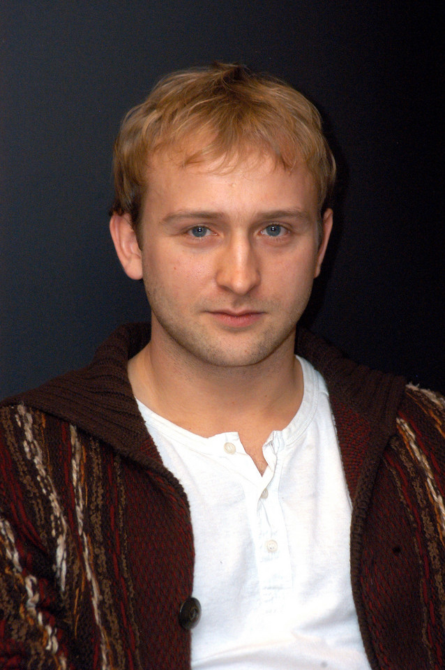 Borys Szyc na planie serialu "Oficer", 2005 r. 