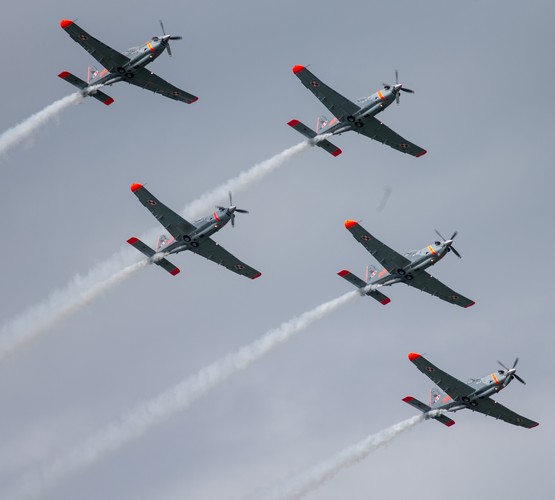 Pokaz samolotów PZL-130 Z.A. 'Orlik'
<br><br> (mr) PAP/Tomasz Koryszko