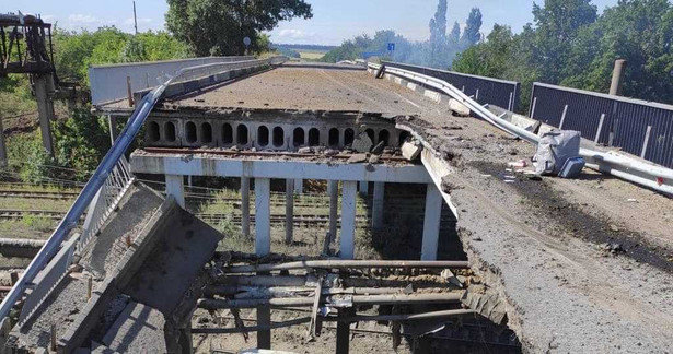 Zniszczony most do Lisiczańska