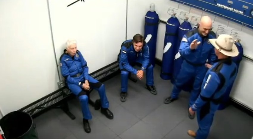 Bezos i drugi putnici uoči leta