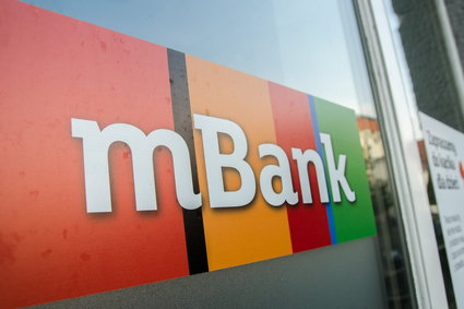 mBank sprzedaje biznes za pół miliarda