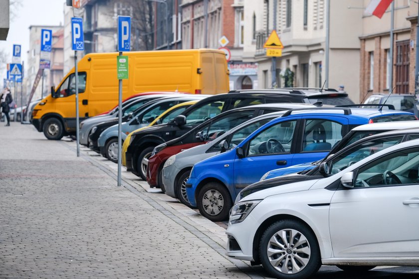 Radni Katowic chcą rozszerzyć płatne parkowanie na całe centrum