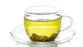 L-Teanina – naturalny sposób na spokój i koncentrację? Co mówi nauka o aminokwasie z liści herbaty