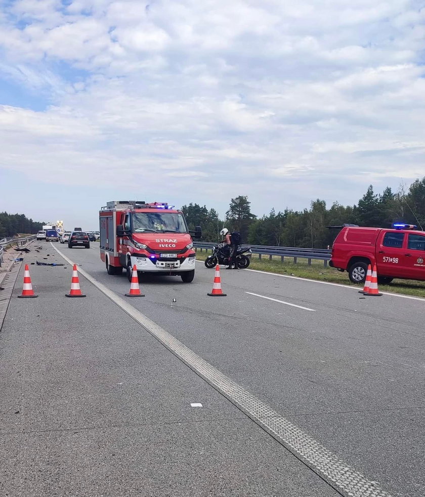 Śmiertelny wypadek na S8 w okolicach Zduńskiej Woli! Droga częściowo zablokowana. Co tam się wydarzyło?