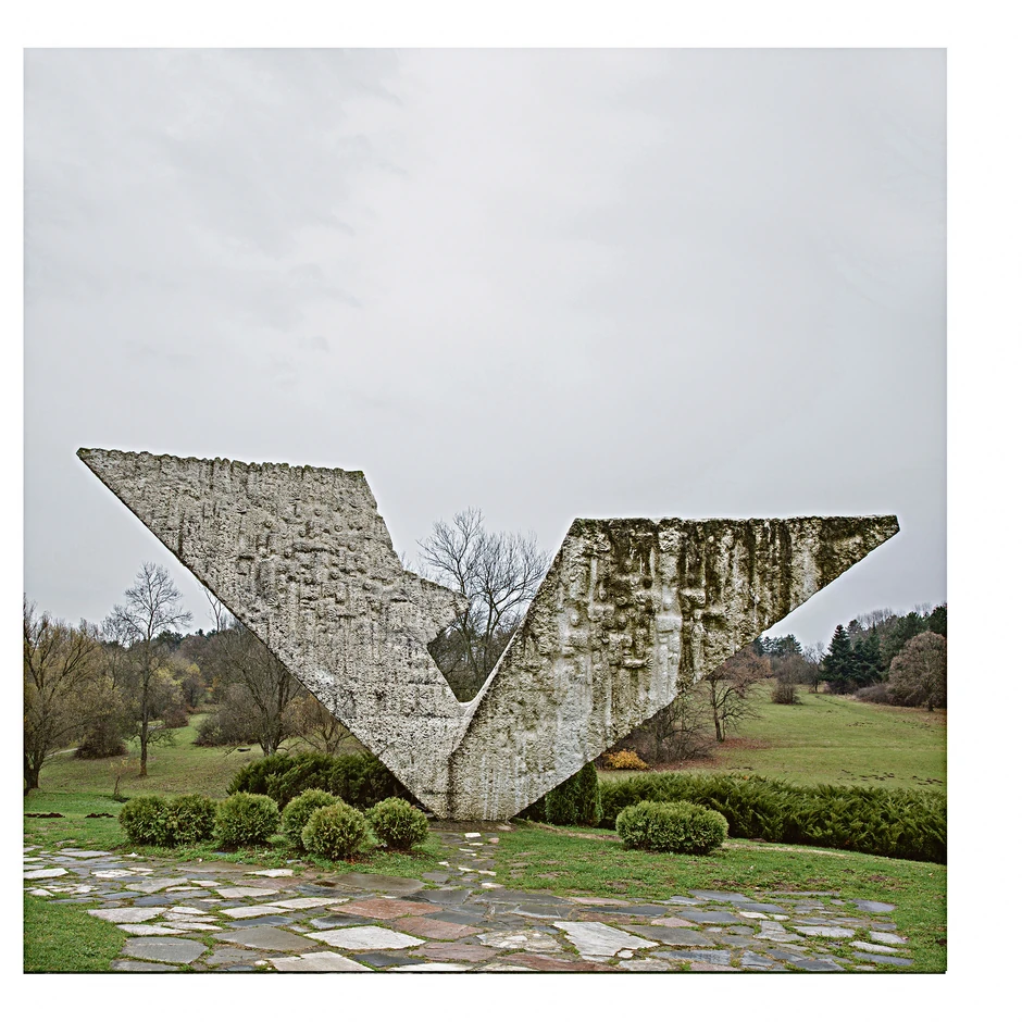 Spomenik u Šumicama