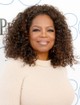 Oprah Winfrey kiviszi a kutyákat sétálni, mint emberek milliói