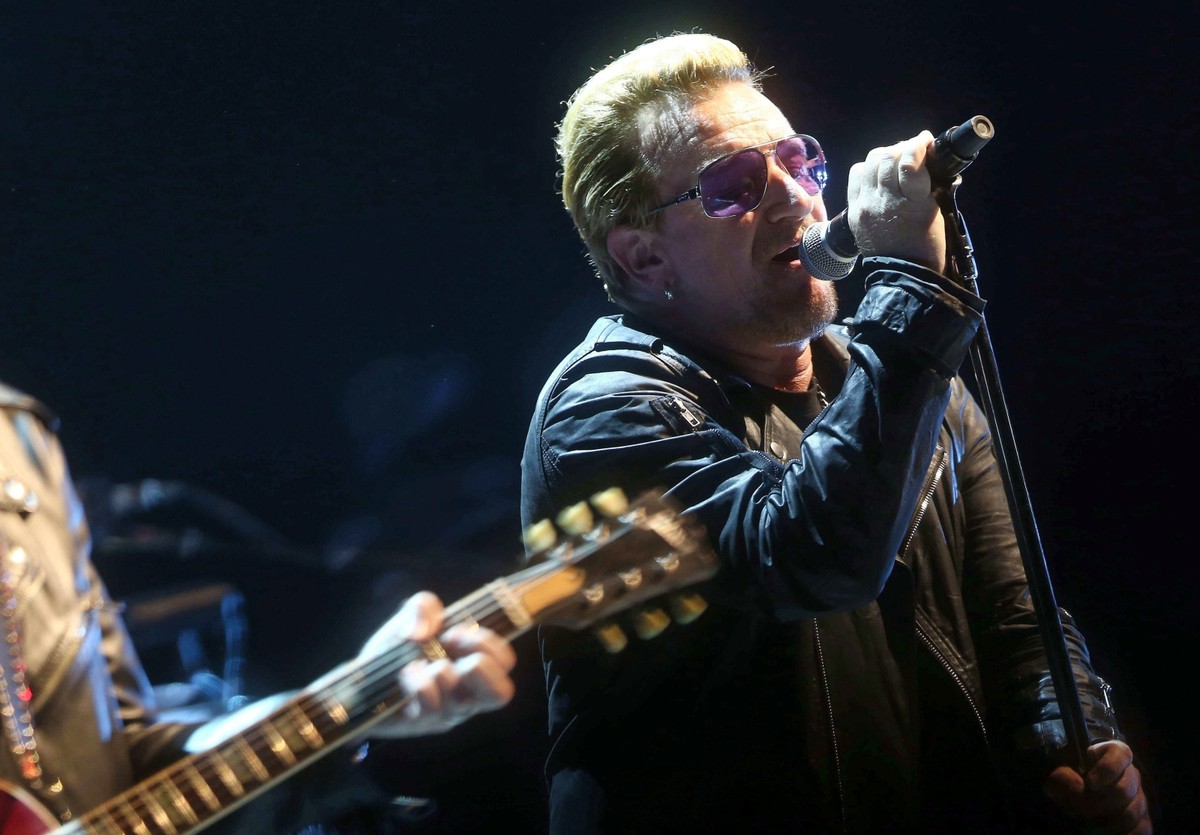 U2, Coldplay i Foo Fighters po zamachach w Paryżu odwołują koncerty. Kto następny?