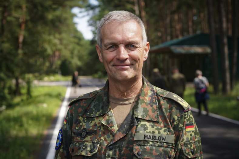 Generał dywizji Andreas Marlow, szef dowództwa ds. szkoleń specjalnych w Niemczech