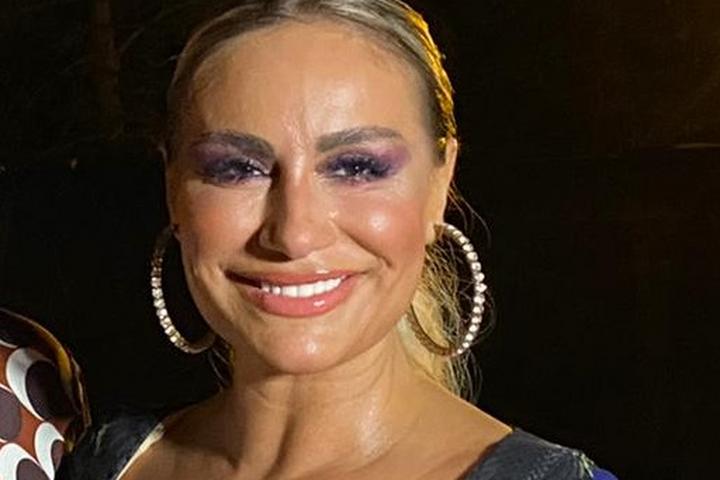 Blic service. Blic rs. Blic service. Логотип блиц. Ake бренд.