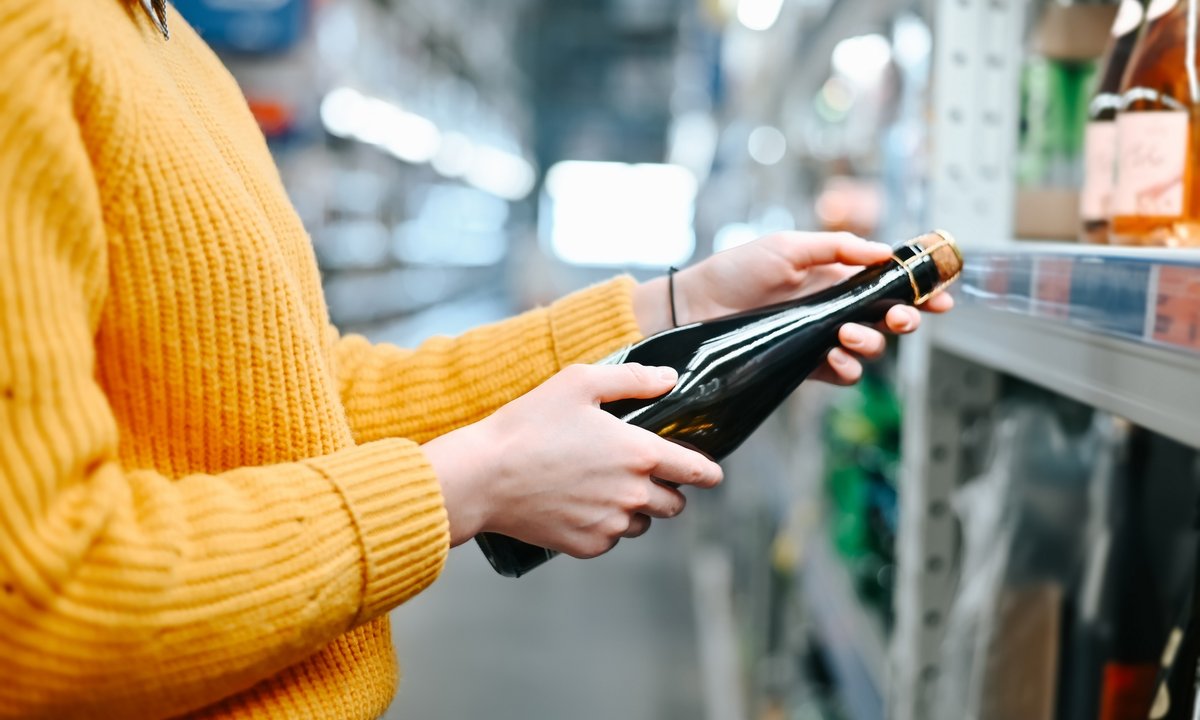 Odstawienie alkoholu. Tak zmieni się twoja skóra i organizm. Efekty widoczne szybciej, niż myślisz