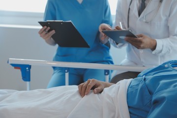Balassagyarmaton komoly gond az orvoshiány és a hosszú kórházi várólista