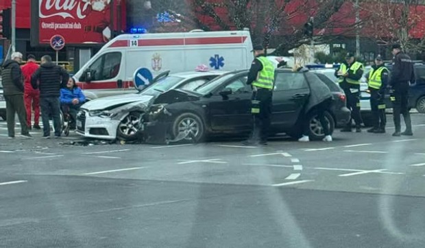 Saobraćajna nezgoda kod TC Ušće