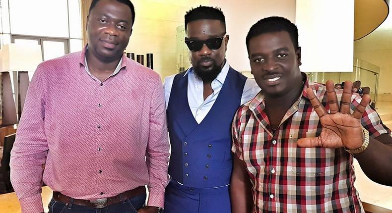 Nana Poku Ashis, Sarkodie and Kumi Guitar