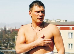 Michalczewski: Piersi mi zwisają