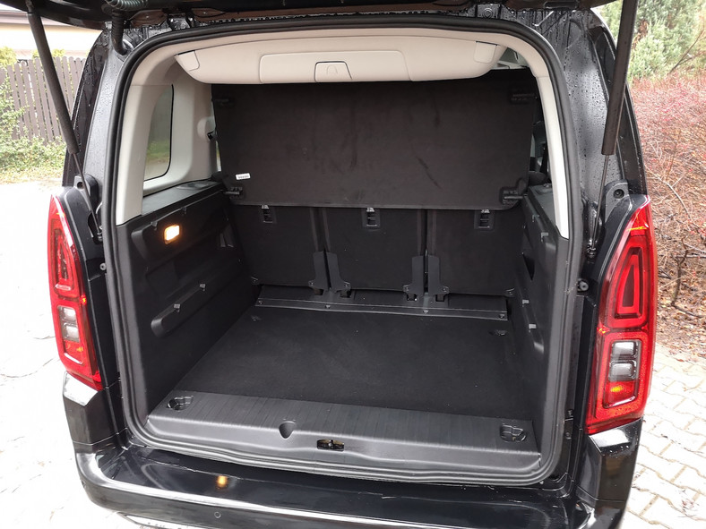 Opel Combo Life 1.5 AT8