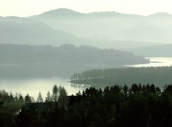 Polacy boją się tknąć pomnik sławiący UPA
