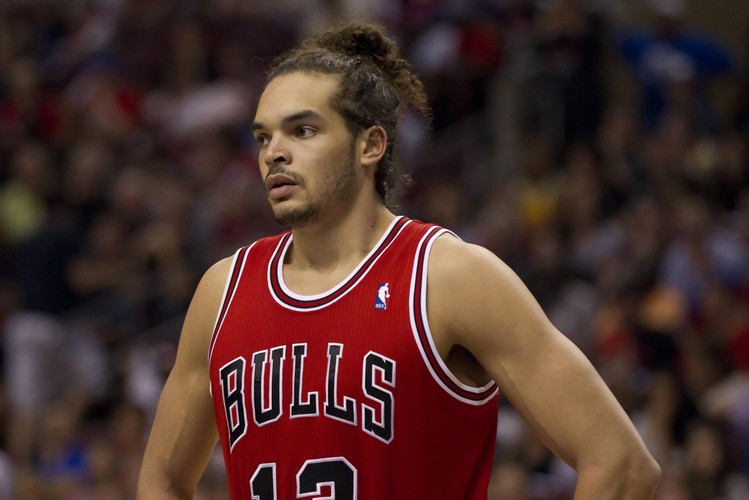 <b>5. Koszykarz Chicago Bulls Joakim Noah</b> - w poprzednim roku zarobił <b>10,6 miliona euro</b>