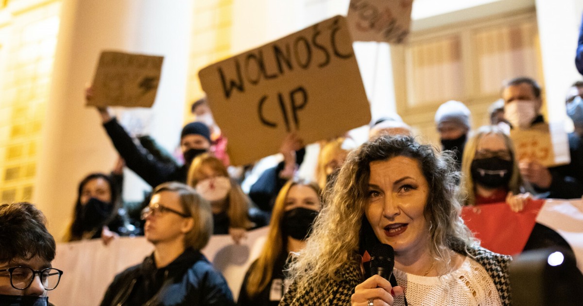Posłanka Pawłowska jest za i przeciw aborcji jednocześnie. Po co spotka się z prezydentem?
