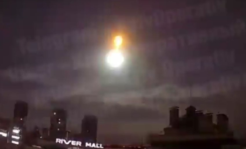 Žestok ruski napad na Kijev, gomila misterioznog svetla