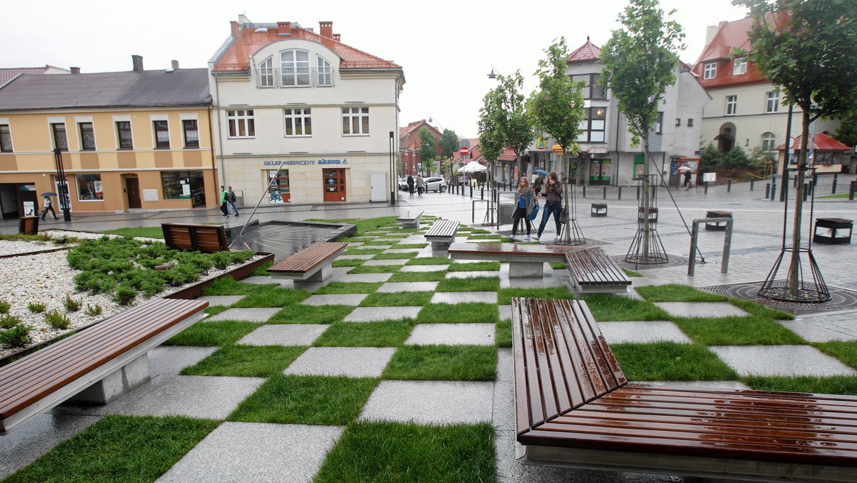 Po 25 latach wolności mamy wiele ładnych budynków na światowym poziomie, lecz miasta wymknęły nam się spod kontroli - twierdzą krytycy architektury. W ich ocenie w chaosie przestrzeni miejskiej i samowoli inwestorów wyraża się nasze pojmowanie wolności.