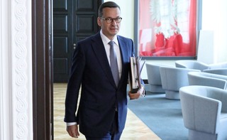 Morawiecki: Nasz rząd odbudowuje tory kolejowe na skalę dotąd nieznaną