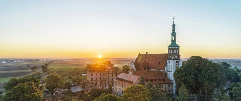 Opactwo benedyktynów w Lubiniu