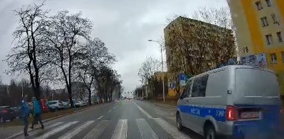 Tak policjant łamał prawo. Wszystko zostało nagrane [WIDEO]