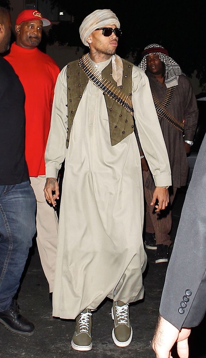  Chris Brown tévesen úgy gondolta, vicces, ha terroristának öltözik