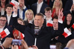 przemysław czarnek nie zaszkodzi pis? politolog: to znakomity kandydat