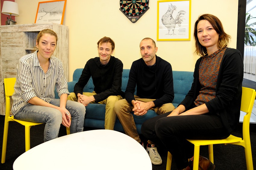 Ana Uzelac, Nenad Mitrović, Jospi Modli i Milica Božanić u prostorijama "Blica"