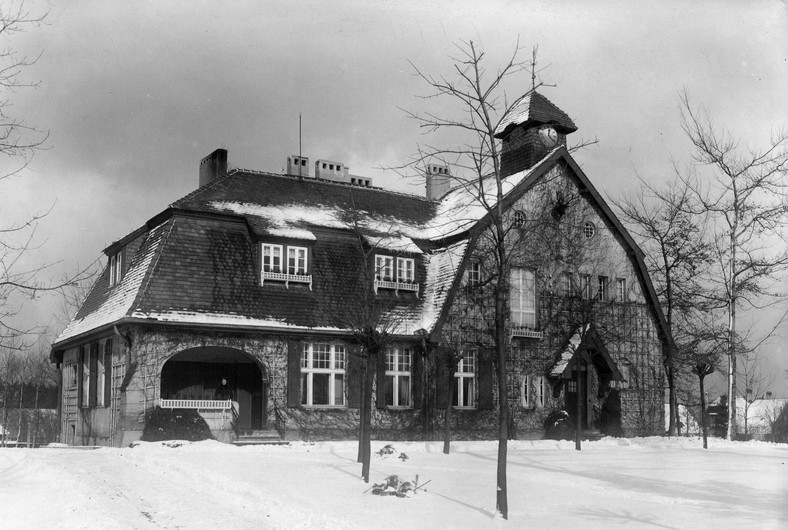 Budynek, który do 1926 r. był siedzibą nadleśnictwa (obecnie przedszkole)