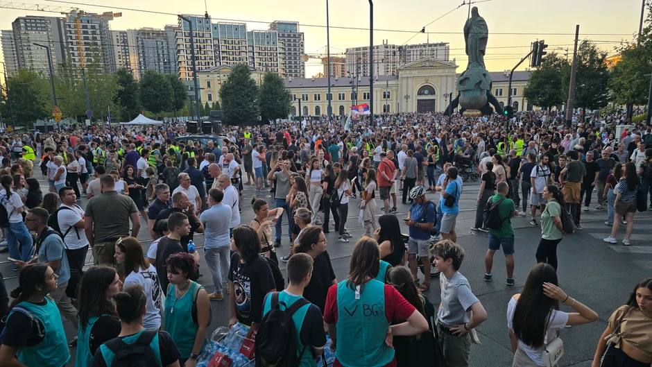 Protest Beograd Savski trg