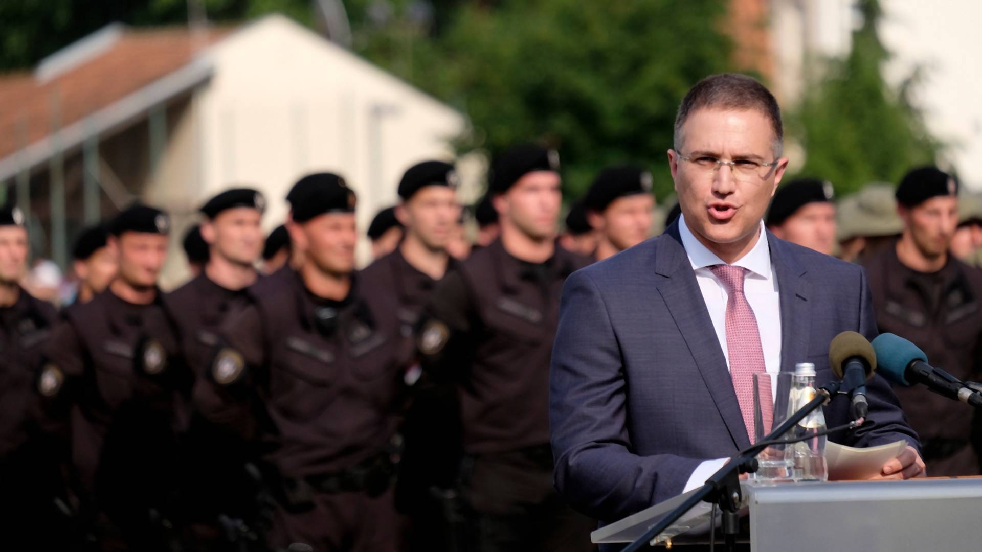 Vlada Srbije odbila Uredbu o pomoćnoj policiji