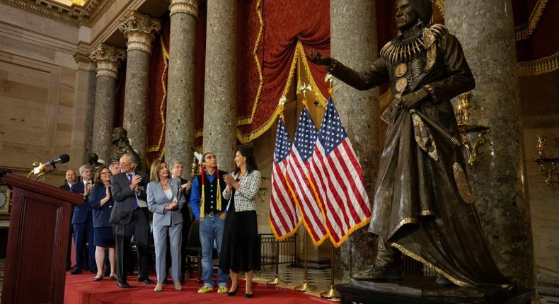 A statue of Ponca Chief Standing Bear, whose reversal of injustice in 1879 against Native Americans made him a national hero, was unveiled in the US Capitol's Statuary Hall by congressional and Nebraska dignitaries