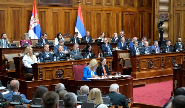 Poslanici raspravljaju o rebalansu budžeta