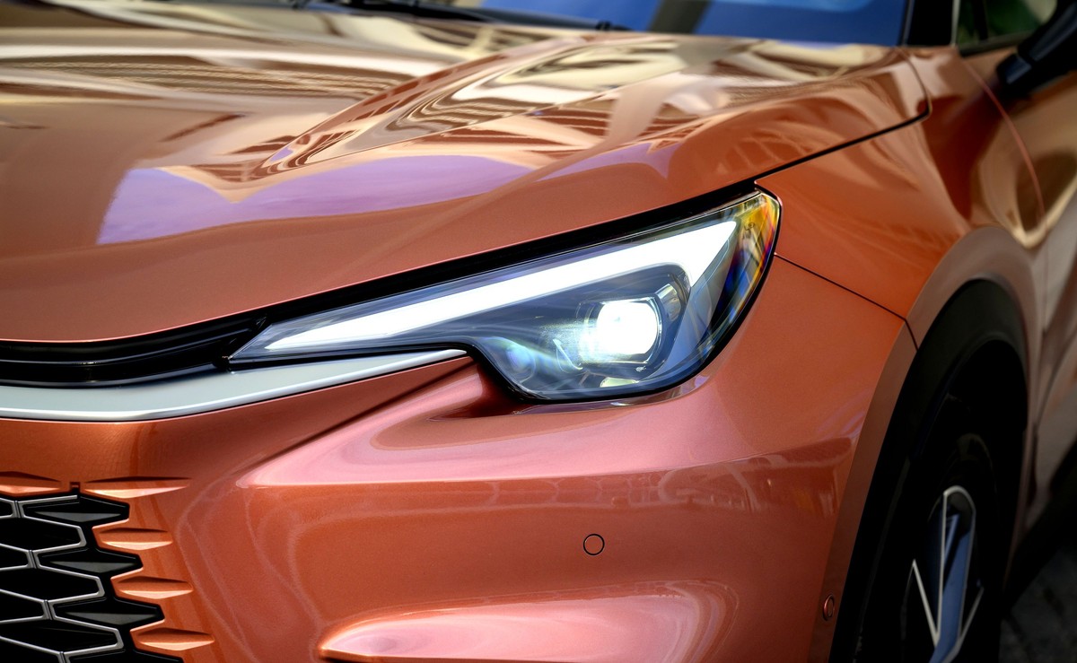 Nowy Lexus LBX przebojem, Japończycy świętują sukces