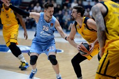 Euroliga: Mateusz Ponitka poprowadził Zenit do wygranej w Stambule