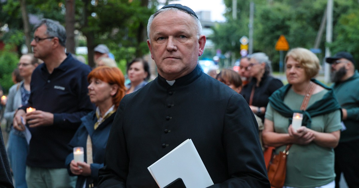 Ks. Lemański o przemocy: ustawki Karola Nawrockiego? To wsiąka w przestrzeń, fascynuje młodych