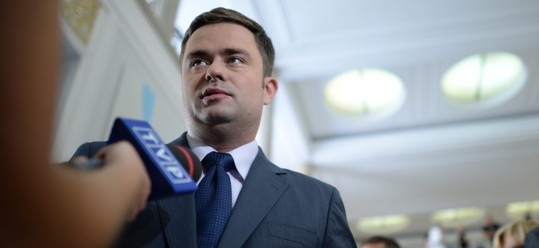 Trzech posłów wyrzuconych z PiS. Publicyści: Wierzchołek góry lodowej