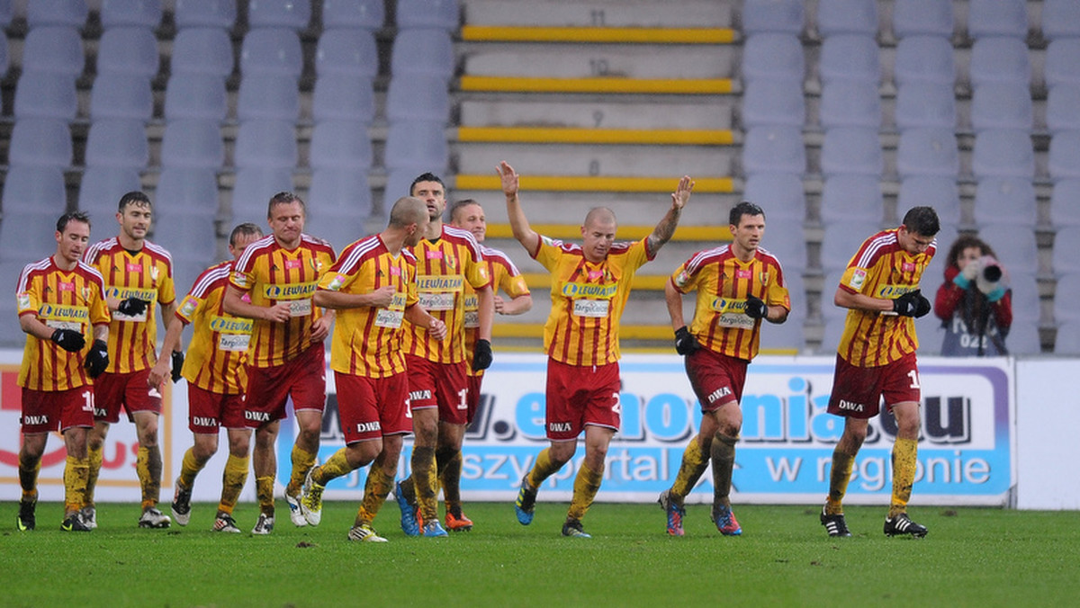 Do siedziby Korony Kielce wpłynęło kolejne powołanie do reprezentacji Litwy dla Tadasa Kijanskasa - informuje oficjalna witryna klubu.