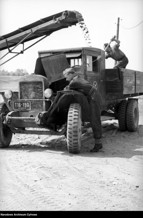 Budowa zakładów przemysłowych i osiedla mieszkaniowego Nowa Huta  - rok 1950