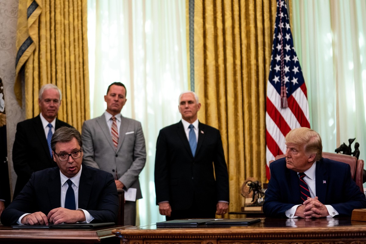 Prezydent Serbii Aleksander Vucic i prezydent USA Donald Trump