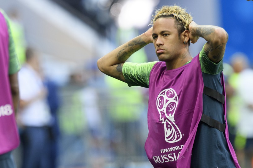 Neymar chyba nie widział się w lustrze. Internet śmieje się z nowej fryzury Brazylijczyka [FOTO]