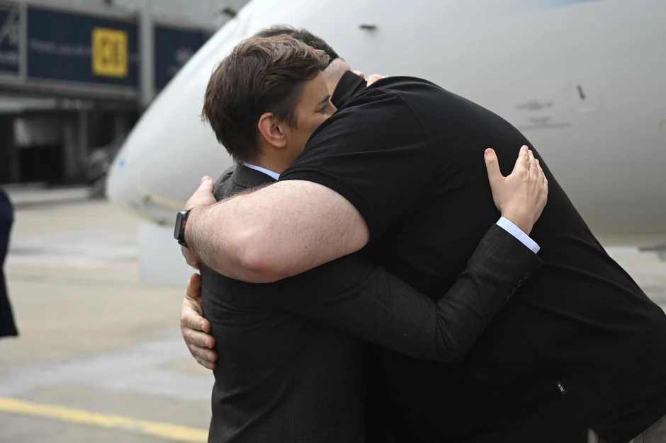 Ana Brnabić srdačno je juče dočekala u Beogradu Ruslana Stefancuka, predsednika ukrajinskog parlamenta
