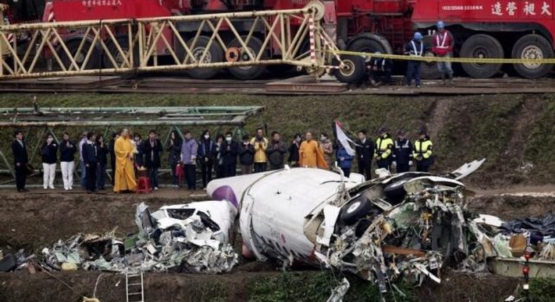 Crew of crashed Taiwan TransAsia plane shut off working engine