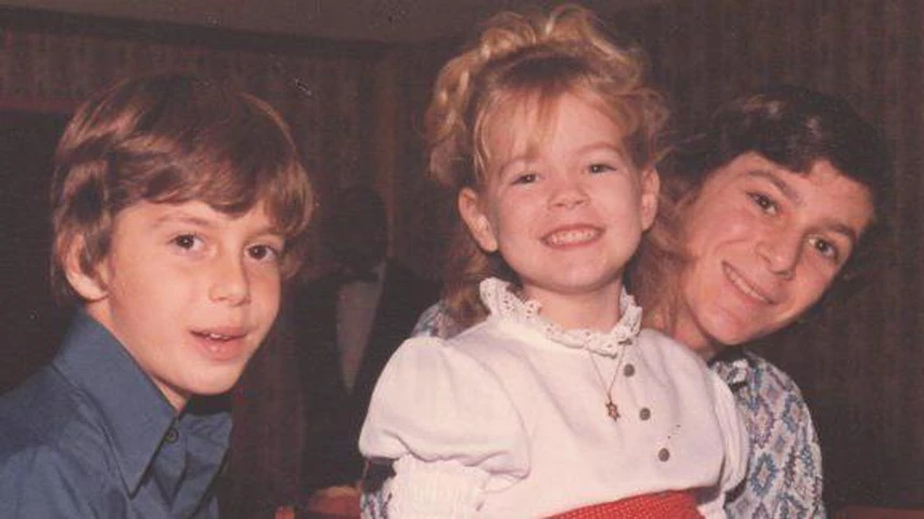 Val je usvojila porodica koja je imala četiri dečaka | Foto: Privatna arhiva